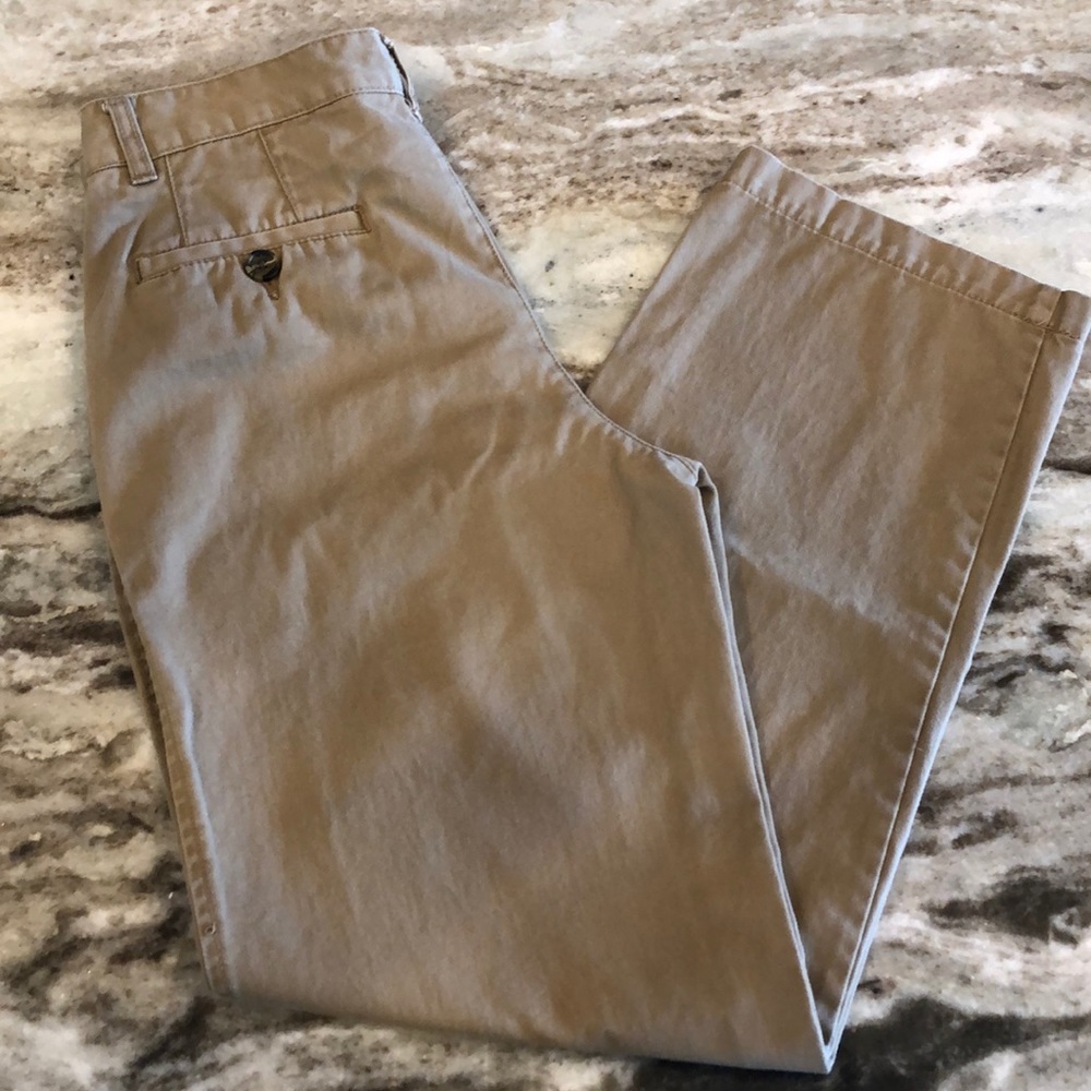Perfect Tommy Hilfiger khakis!